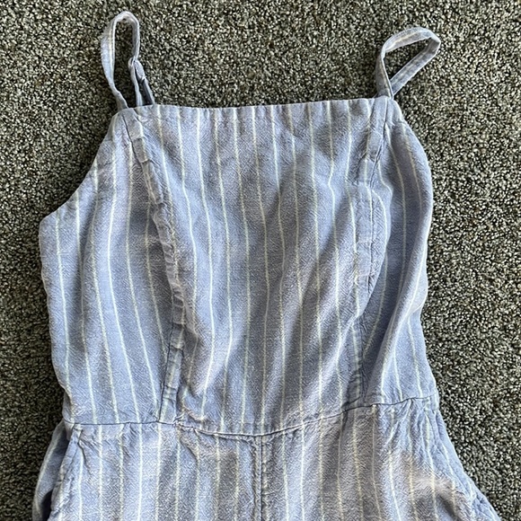 Old Navy jump suit - Picture 2 of 3
